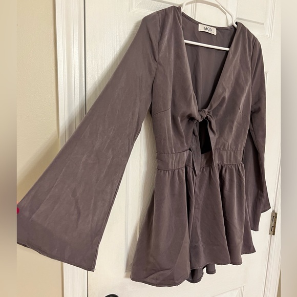 Long Sleeve Romper - Picture 2 of 4